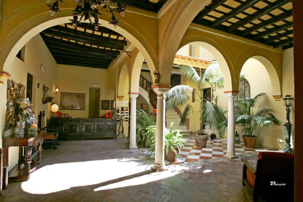 posada palacio sanlucar