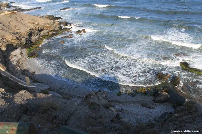 cala-de-la-invencible-desde-mirador